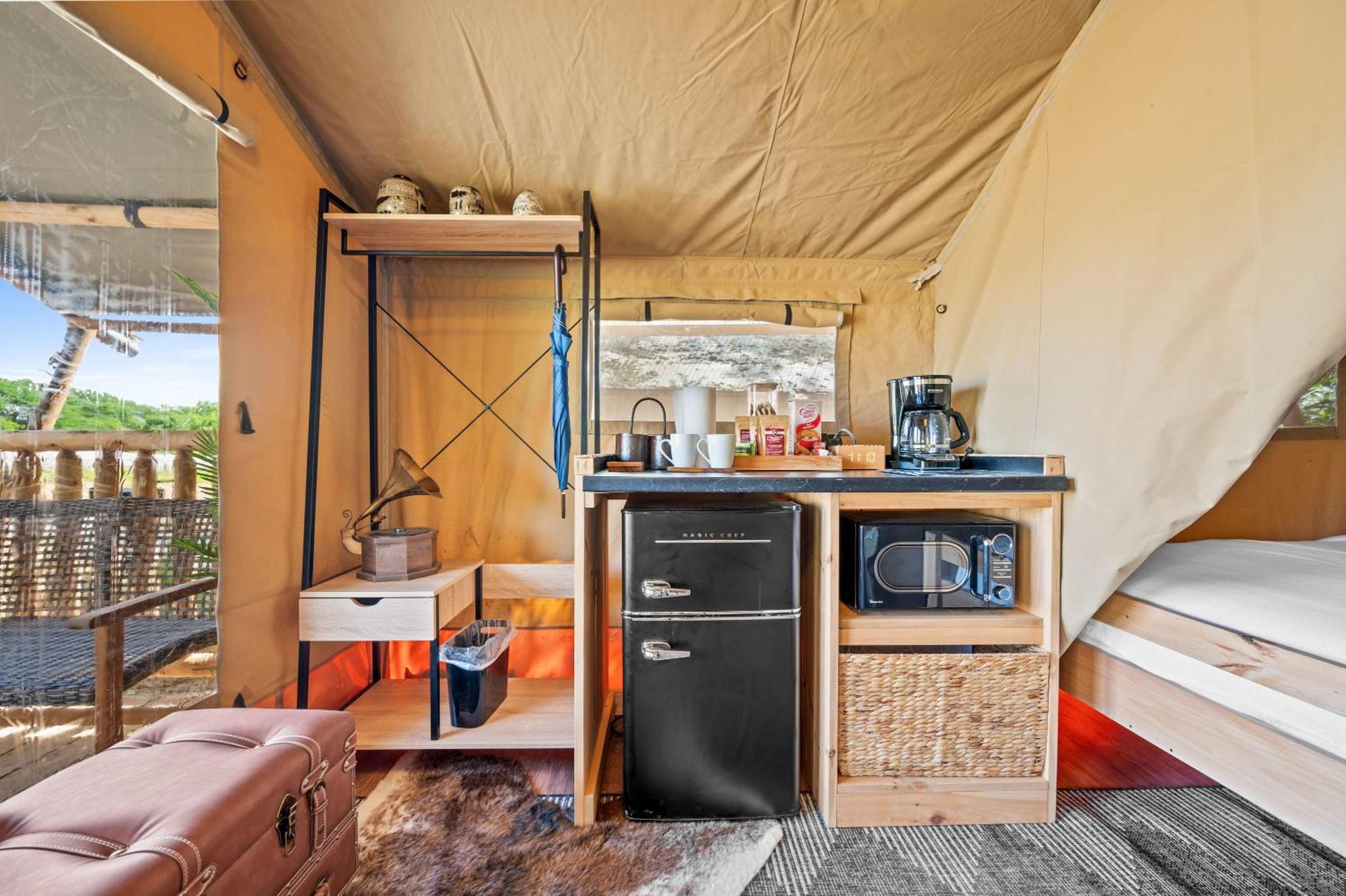 The Lodges At Eden Reserve - Safari Tents Williamstown Esterno foto
